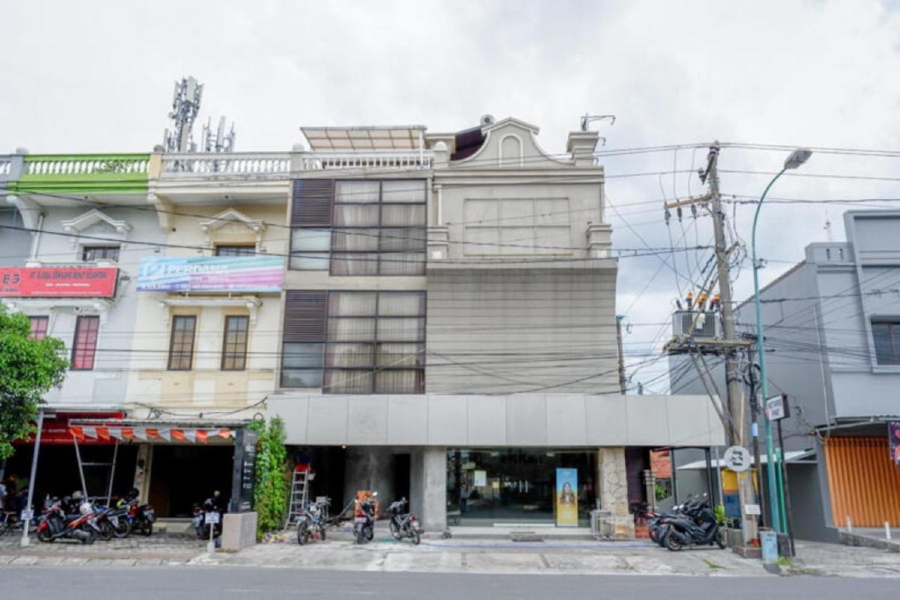Sans Hotel Ekkon Yogyakarta By Reddoorz Ngabean Екстер'єр фото