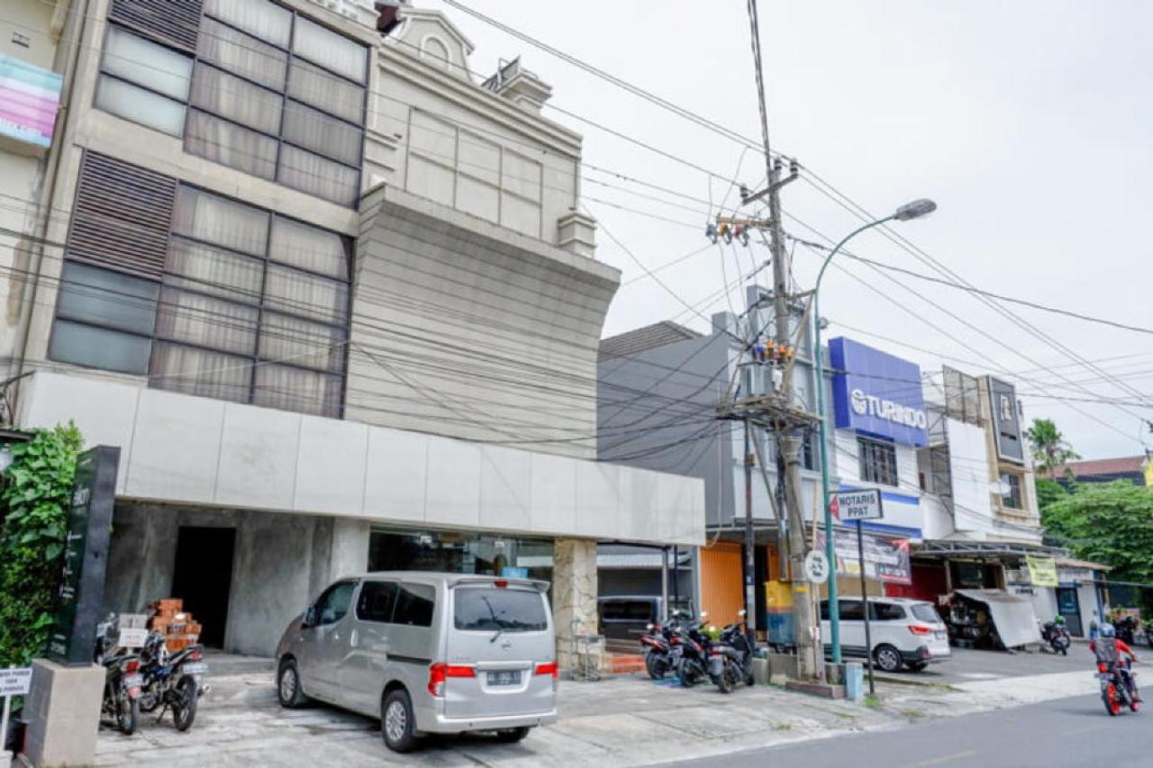 Sans Hotel Ekkon Yogyakarta By Reddoorz Ngabean Екстер'єр фото