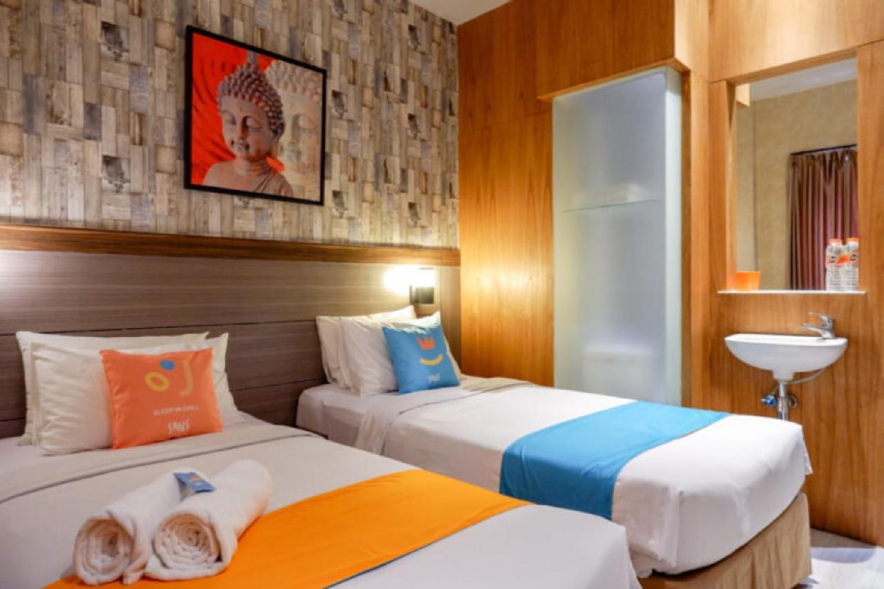 Sans Hotel Ekkon Yogyakarta By Reddoorz Ngabean Екстер'єр фото